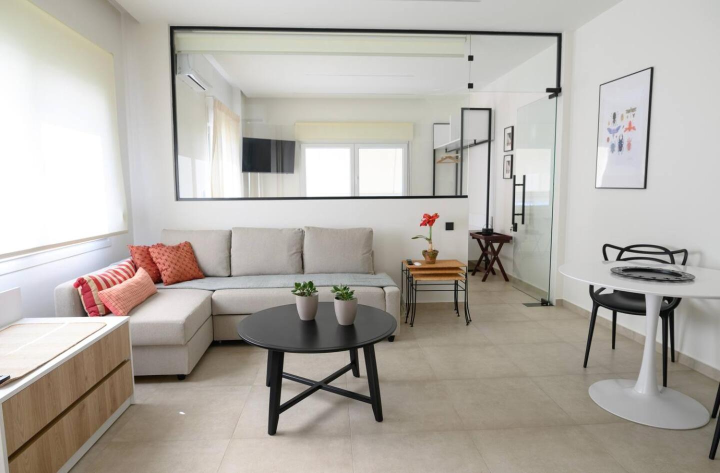 Lighthouse Apartments 亚历山德鲁波利斯 外观 照片