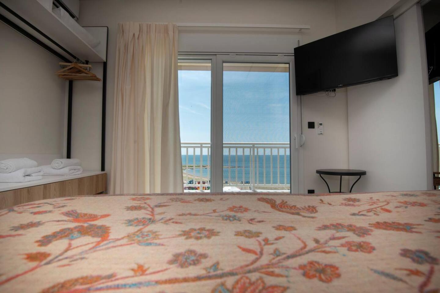 Lighthouse Apartments 亚历山德鲁波利斯 外观 照片